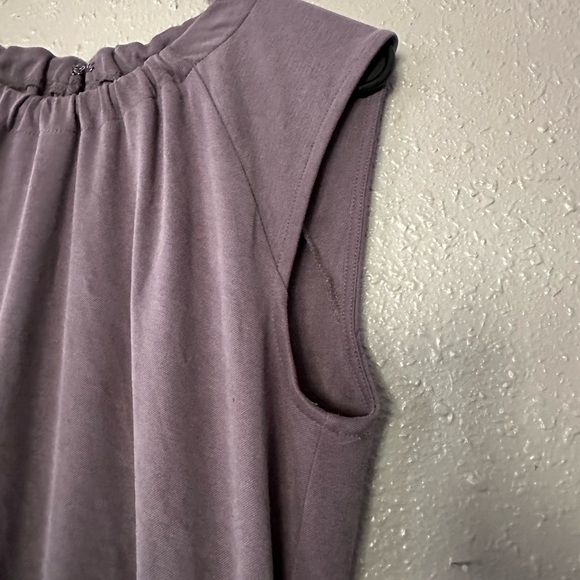 Woman’s Petite Purple Short-Sleeved Tie Waist Knee-Length Loft Dress” Casual - Picture 8 of 12